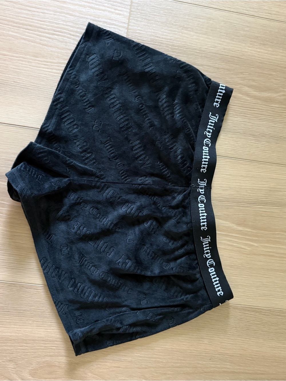 Juicy Couture Black Lounge Shorts with White Logo Waistband - Picture 3 of 3